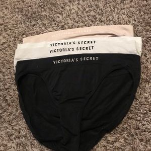 Victoria’s Secret bikini large 6 pairs